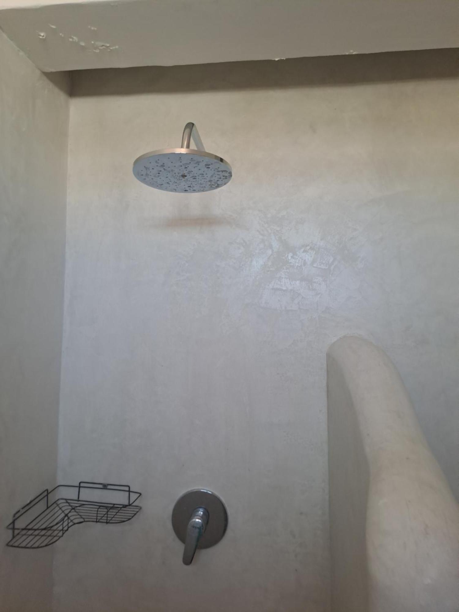 Kaleb'S Beachfront Serviced Studio Apartments Malindi Exterior foto